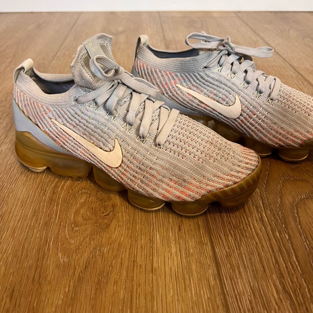 Nike Air VaporMax 360 Light Grey Coral White Athletic Shoes Sneakers Women US 8